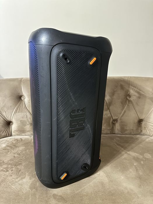 Продам колонку JBL PartyBox 100