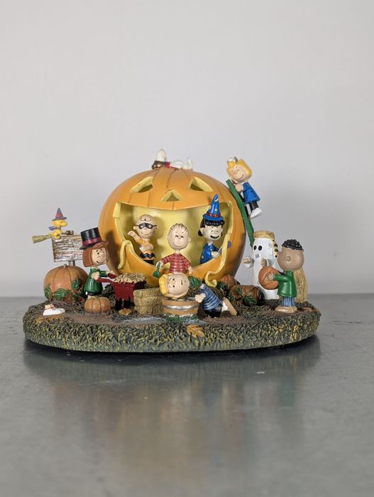 Snoopy ozdoba haloweenowa wielkie wycinanie dynie Peanuts figurki