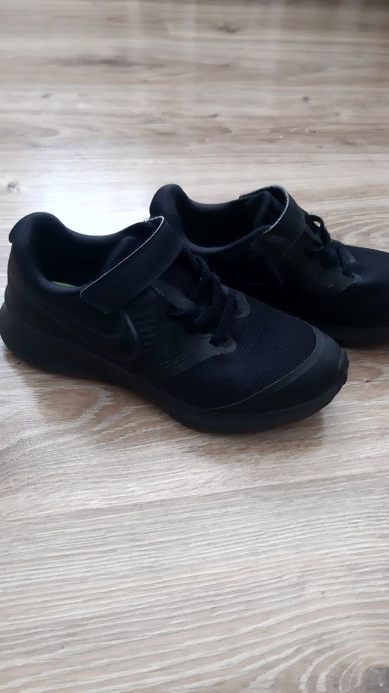Кросівки, кроси Nike