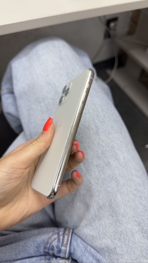 Used iPhone 11 Pro 256Gb Silver no face id