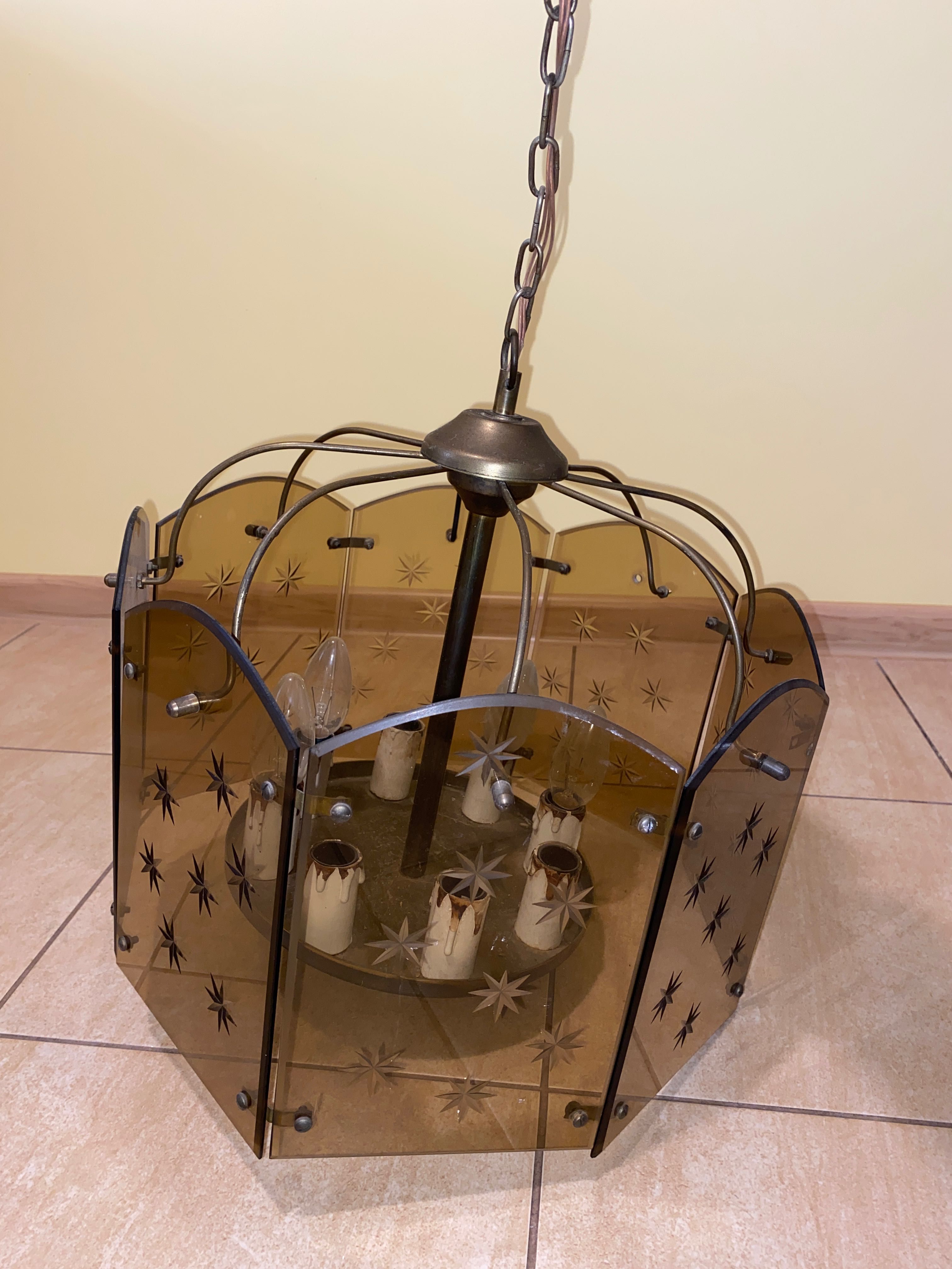 Elegancki żyrandol lampa do dużego pokoju