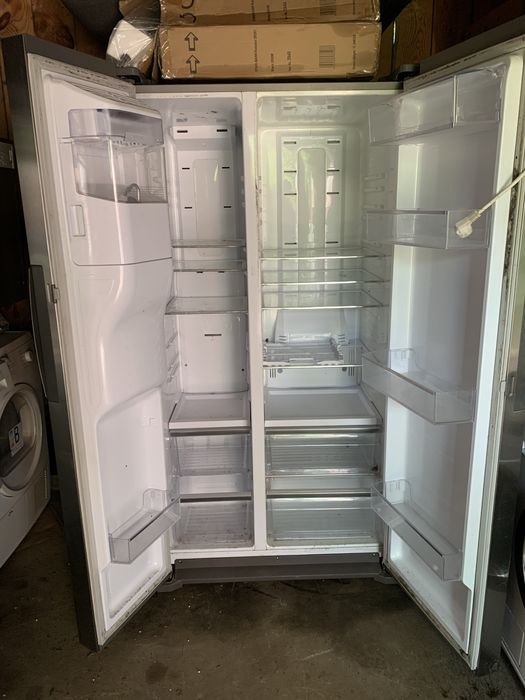 Холодильник samsung