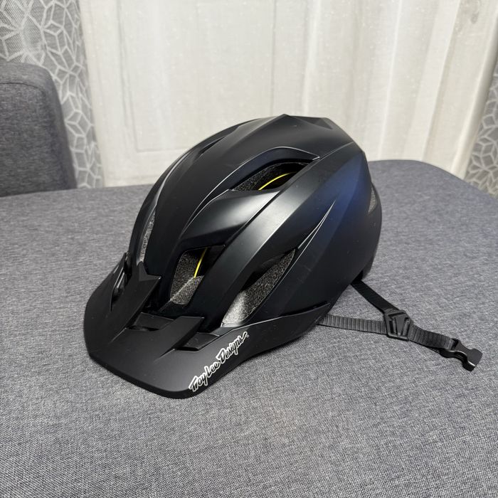 Шолом шлем велосипедний TLD Troy Lee Designs Flowline Mips M-L