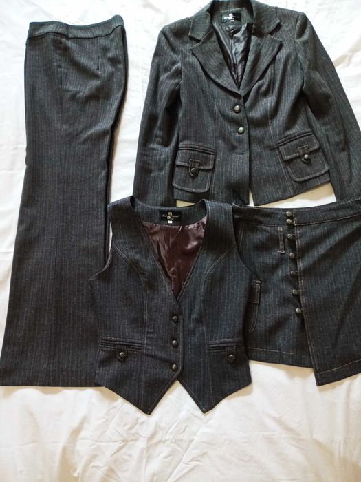 Костюм женский (брюки, пиджак, юбка, жилет)