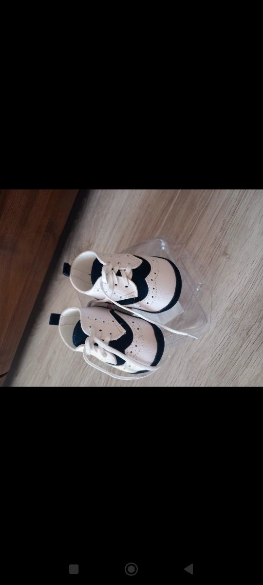 Eleganckie niechodki chrzest