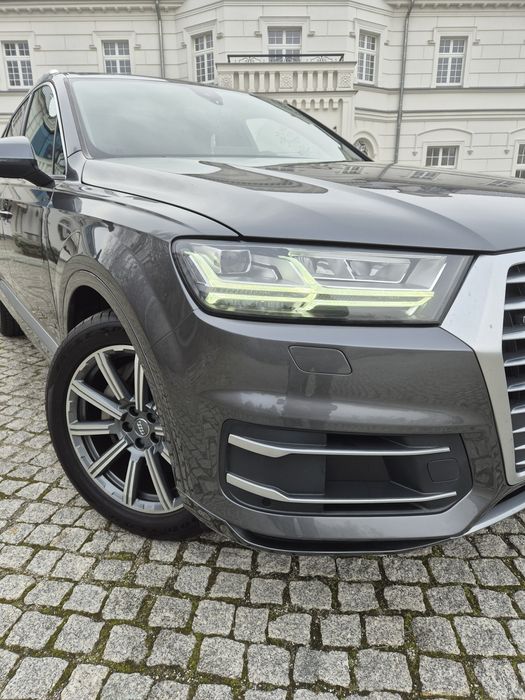 AUDI Q7 4M0 2019 2.0TFSI