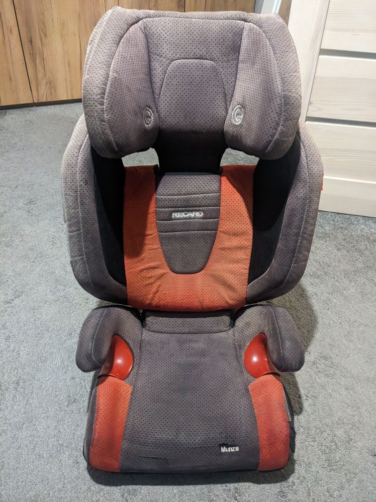 Дитяче крісло Recaro Monza