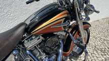Harley Davidson Softail Deluxe CVO Screamin Eagle