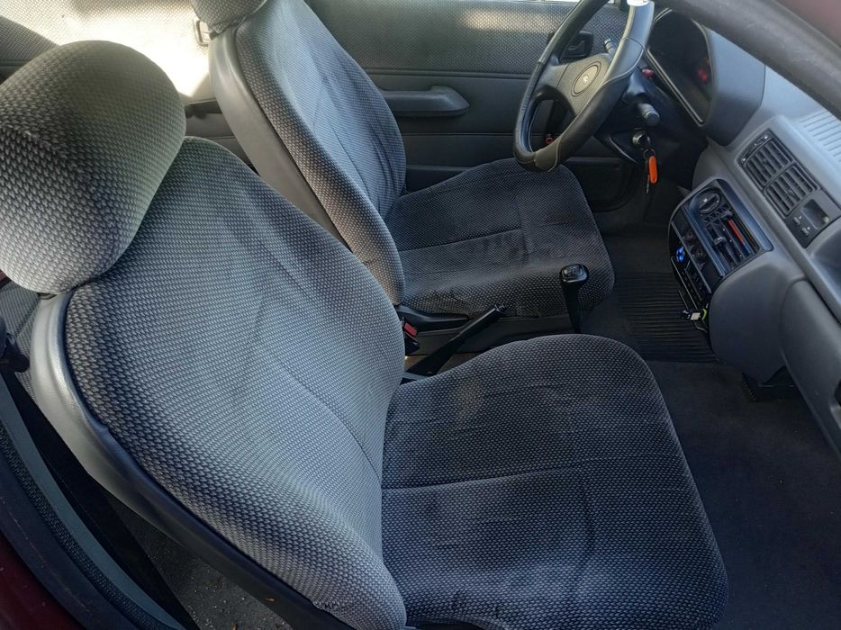 Ford Fiesta 1.1 Gasolina 55 cv / 40 kW 1989