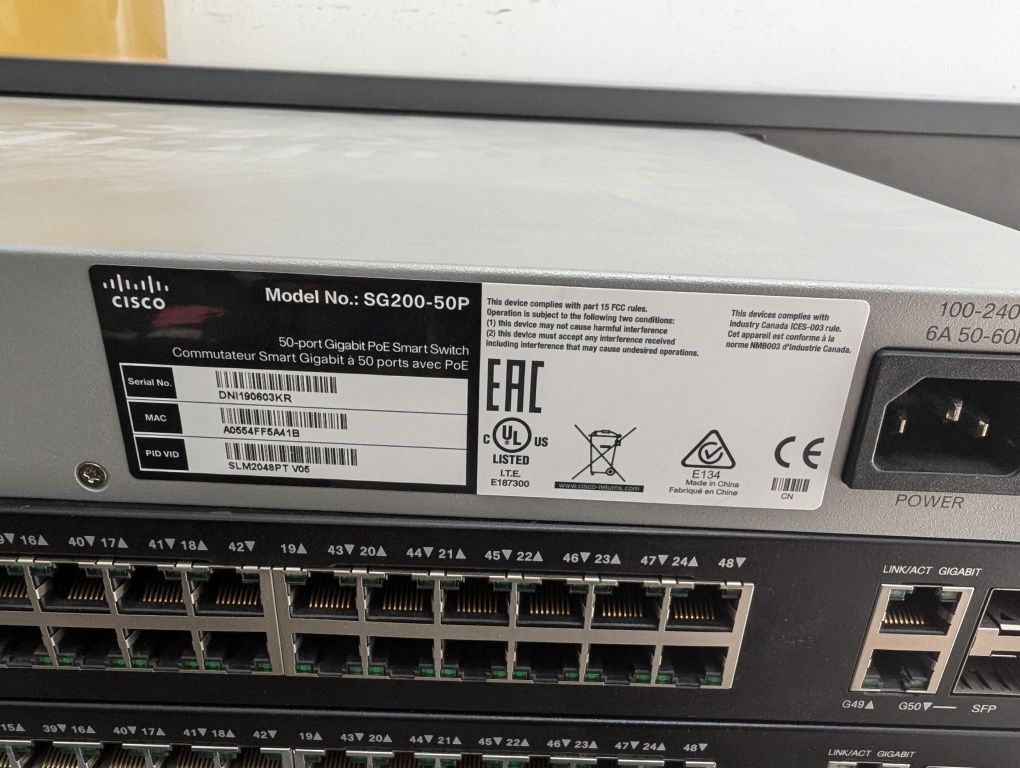 Комутатор  Cisco SG200-50P з портами PoE