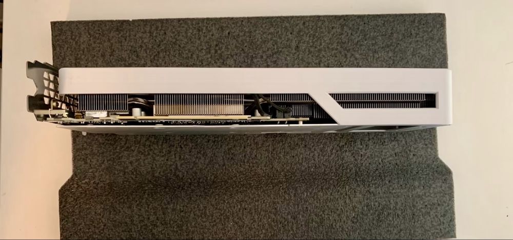 Відеокарта Gigabyte RTX 3060 Ti белая