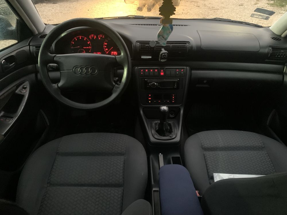 Okazja Audi A4 1.8 125km 2kl zadbana/do jazdy FV