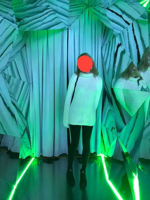 Оверсайз в'язаний білий светр