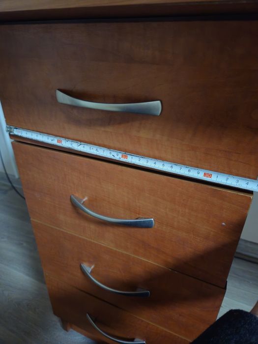 Продам стіл письмовий