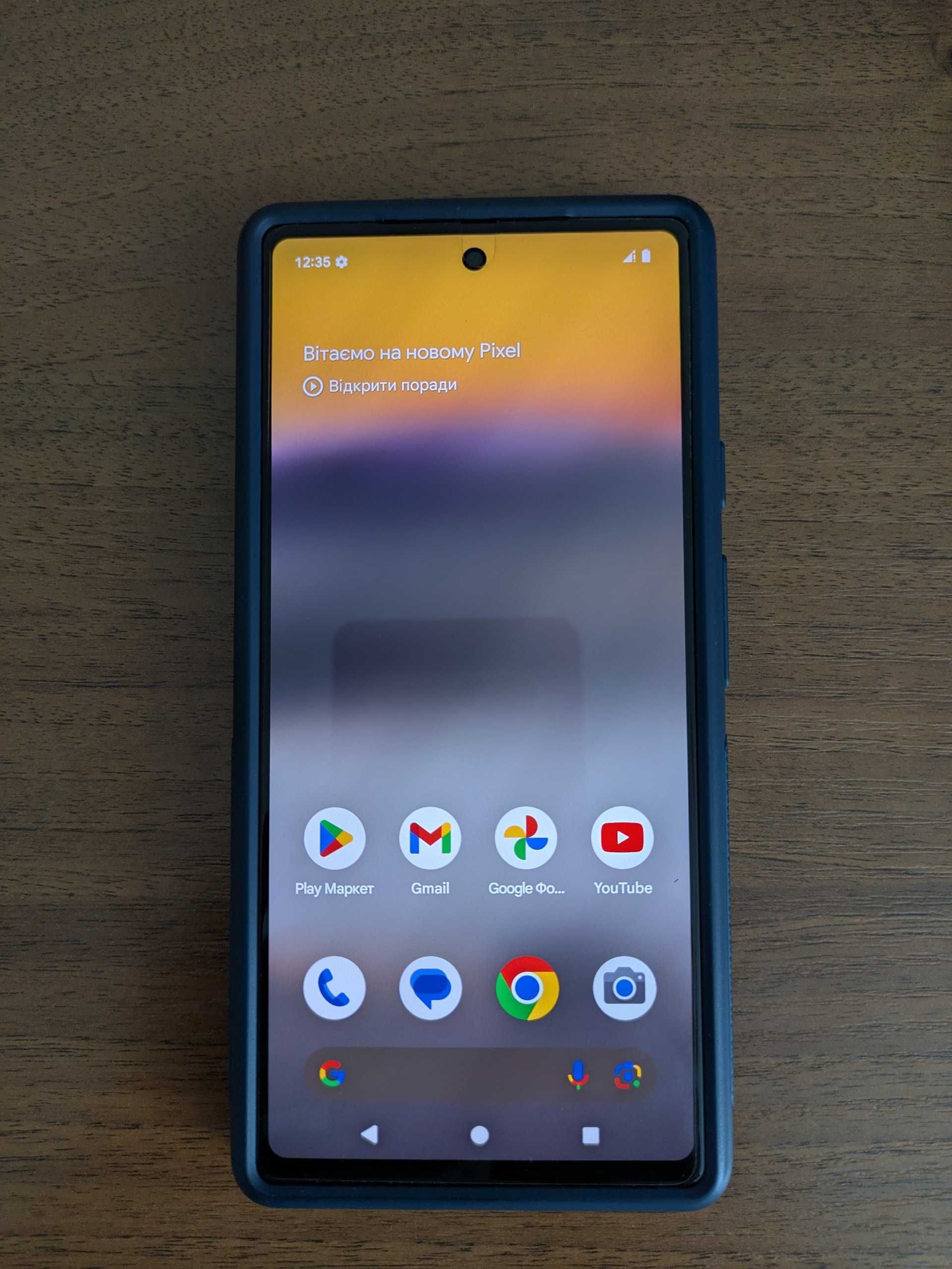 Смартфон Google Pixel 6a 6/128 черный + Чехол Caseology Parallax синий