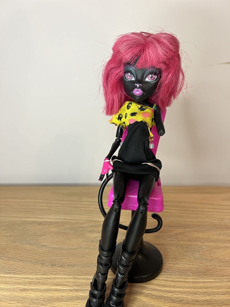 Monster High Catty Noir