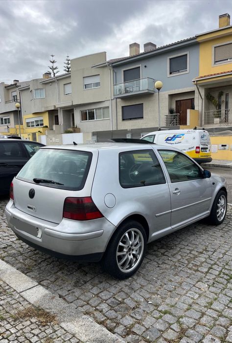 Vendo vw golf 4