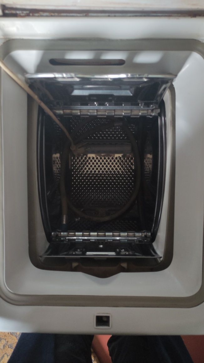 Пральна машинка Indesit Witl 105 (Wisl 105)