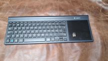 Logitech klawiatura bezprzewodowa TK820 z touchpadem