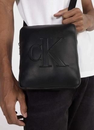 Месенджер  Calvin Klein ZM0ZM02567BDS сумка чоловіча