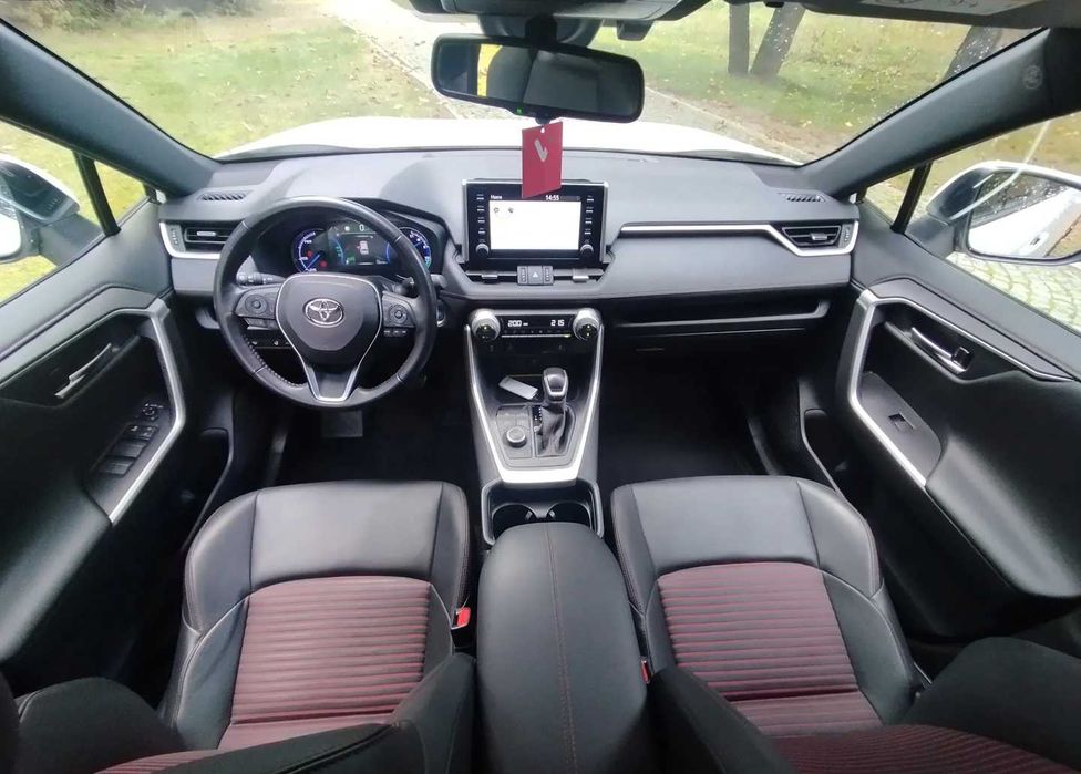 Toyota RAV4 2.5 Plug-In Hybrid Dynamic 4x4 2021  року