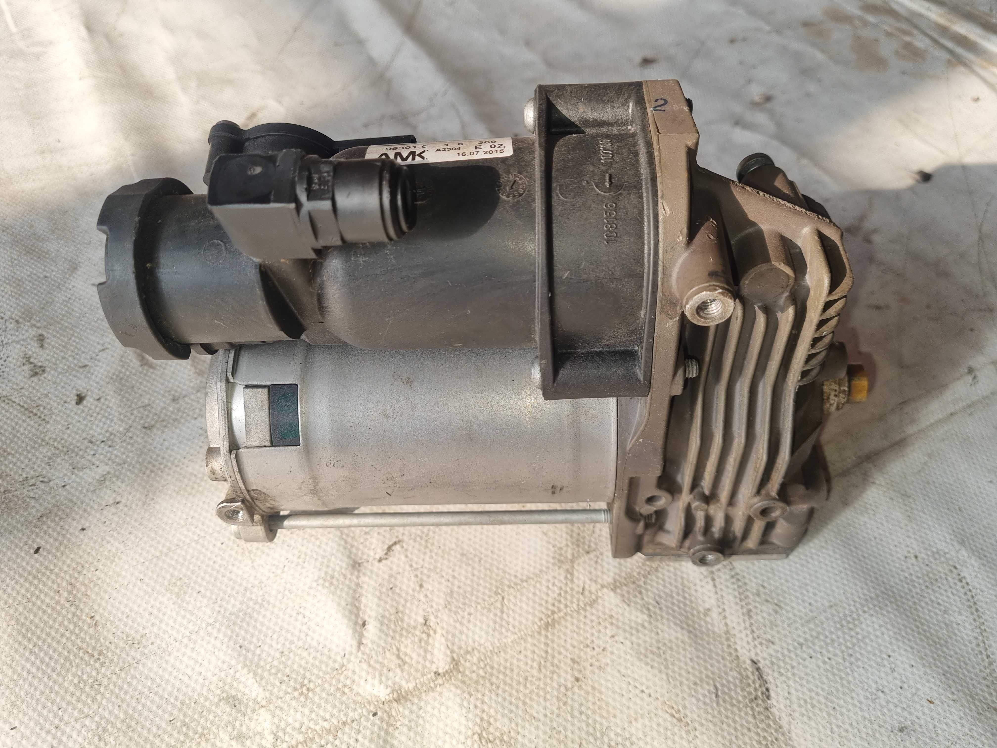 Kompresor zawieszenia Discovery IV 10-16, RANGE ROVER SPORT 10-13