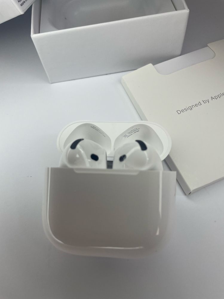 ЗНИЖКАAirPods 4 шумоподав
