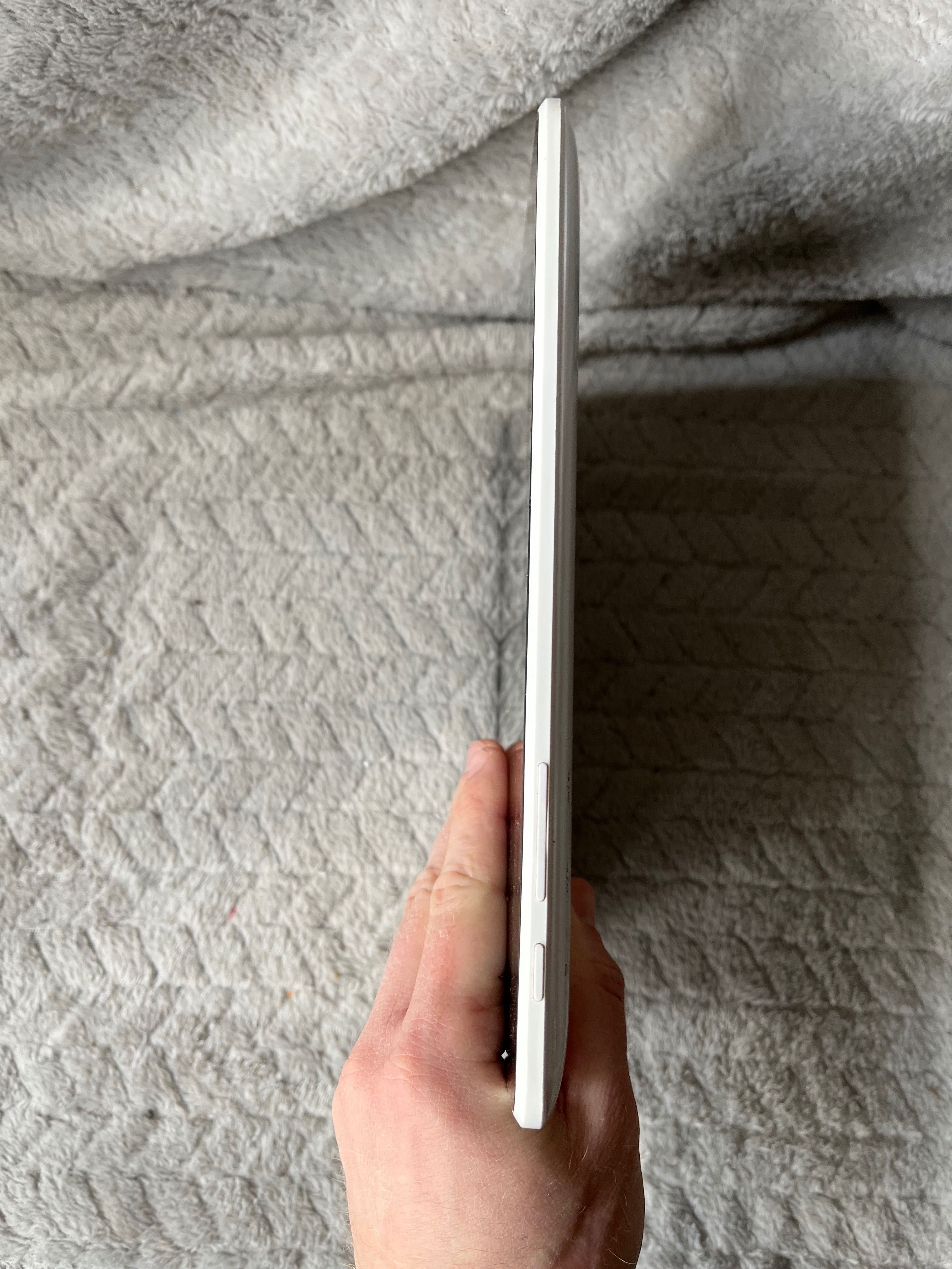 Tablet Orange FUNTAB 10.1