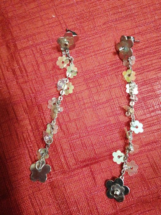 Brincos de 1.50 a 3 euros