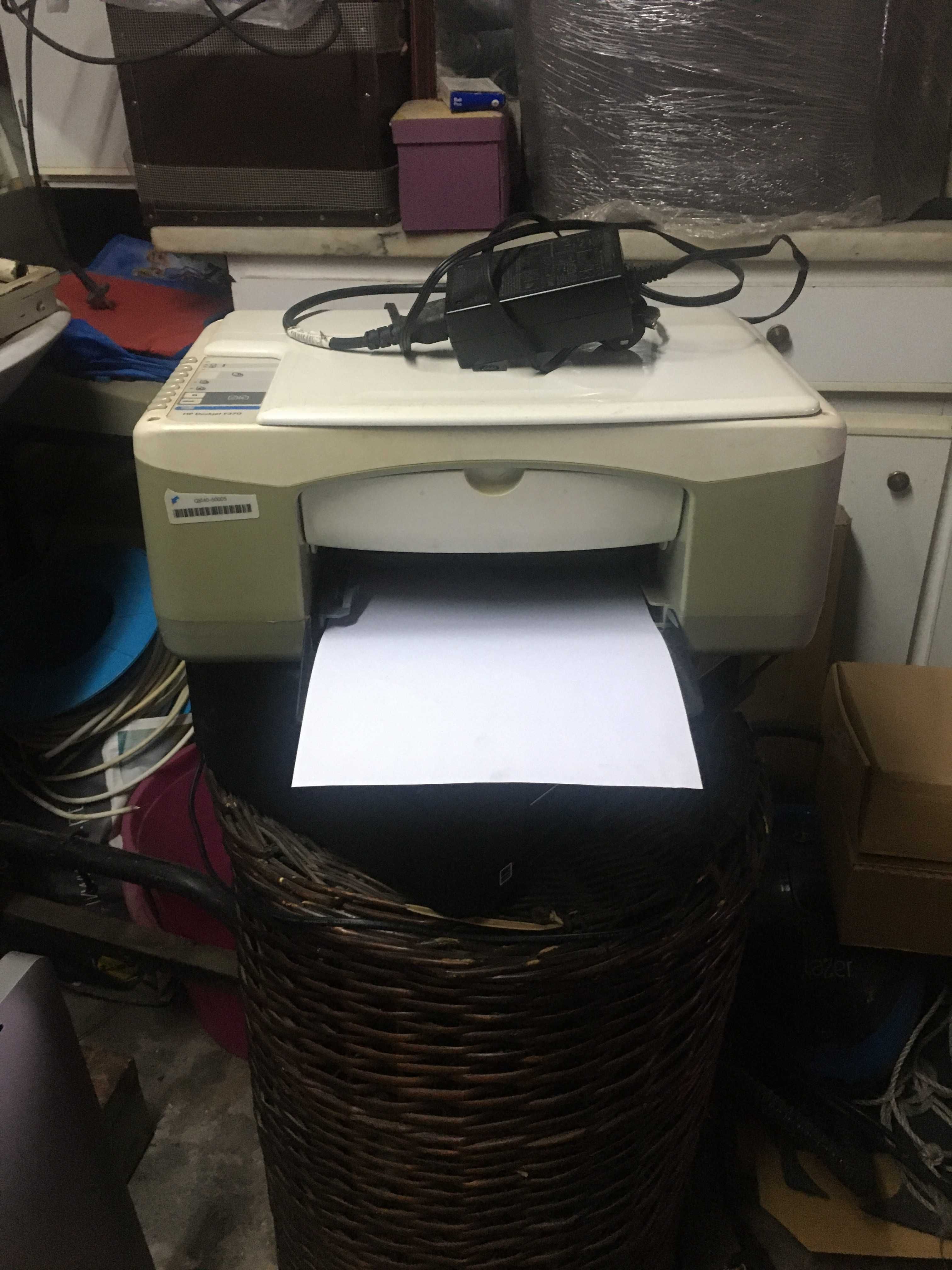 Duas Impressoras uma HP outra Epson a funcionar