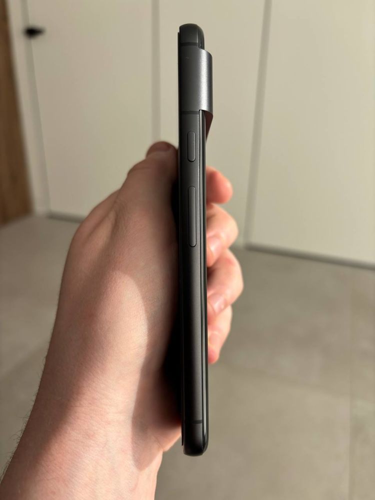 Google Pixel 8 8/128 Obsidian Neverlock (Global Version)