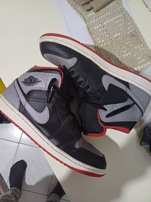 Jordan 1 mid tamanho 44