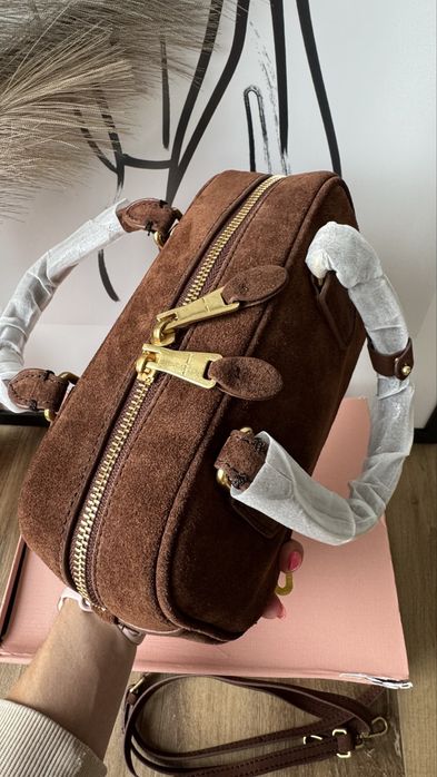 Torebka Miu Miu – brązowa zamszowa, nowa