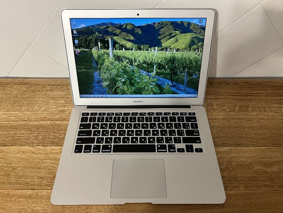 MacBook Air 13 A1466 на Windows 10