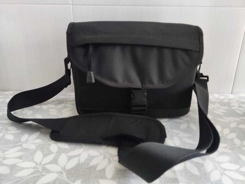 Máquina Fotográfica Canon EOS 250D