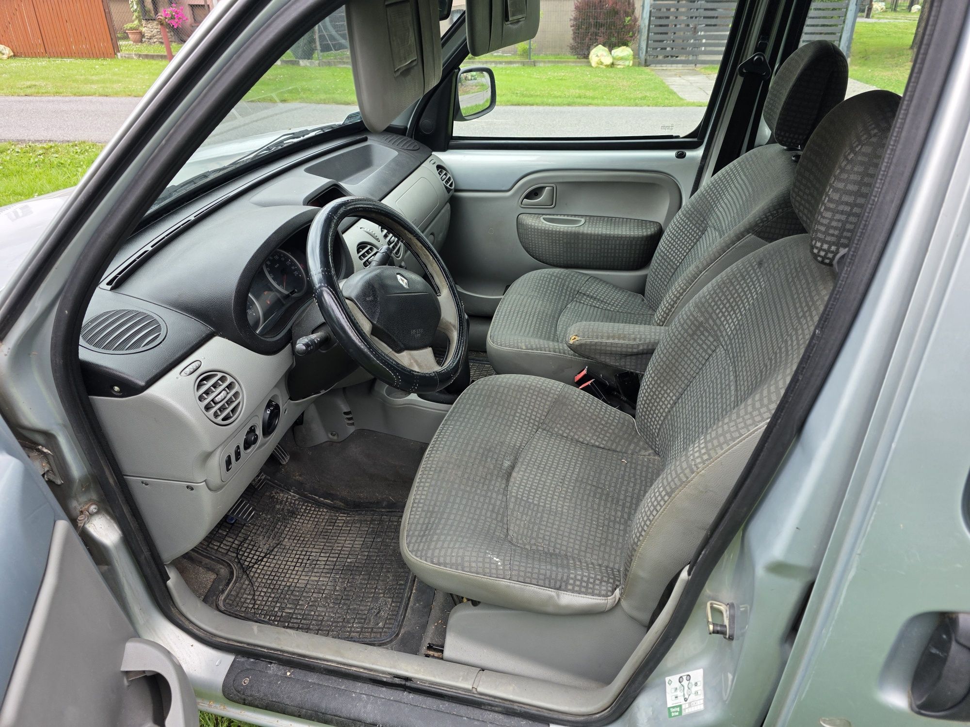 Renault Kangoo 1.5 dci klima hak elektryczne szyby