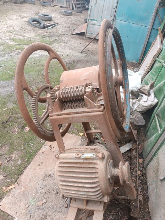 Січкарня електрична