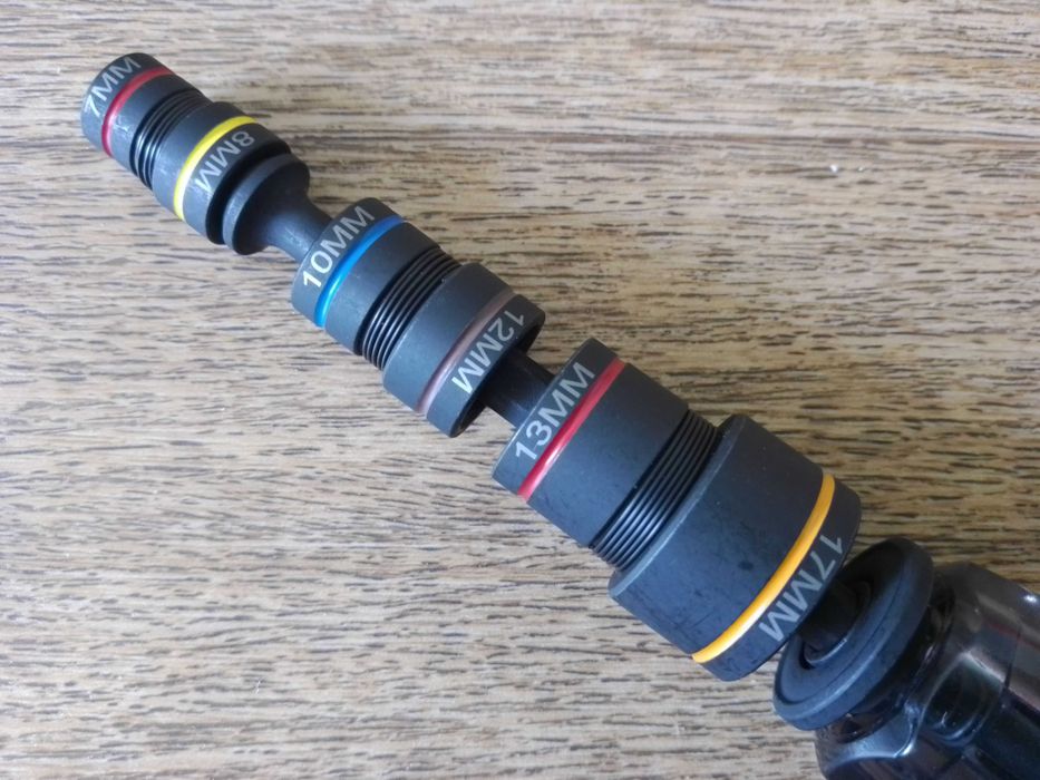 Ключ-викрутка магнітна ShW MILWAUKEE 6 в 1 Impact Multi-Nut Driver