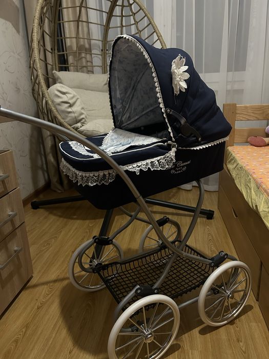 Коляска для кукол, высокая