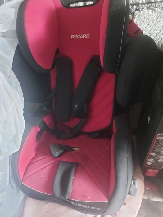 Автокресло детское 2 штуки