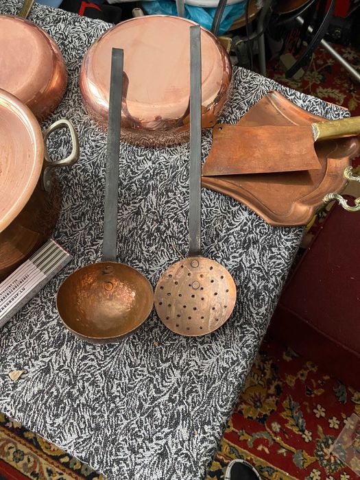 Miedziana łyżka i cedzak – antyczne, unikalne rękodzieło