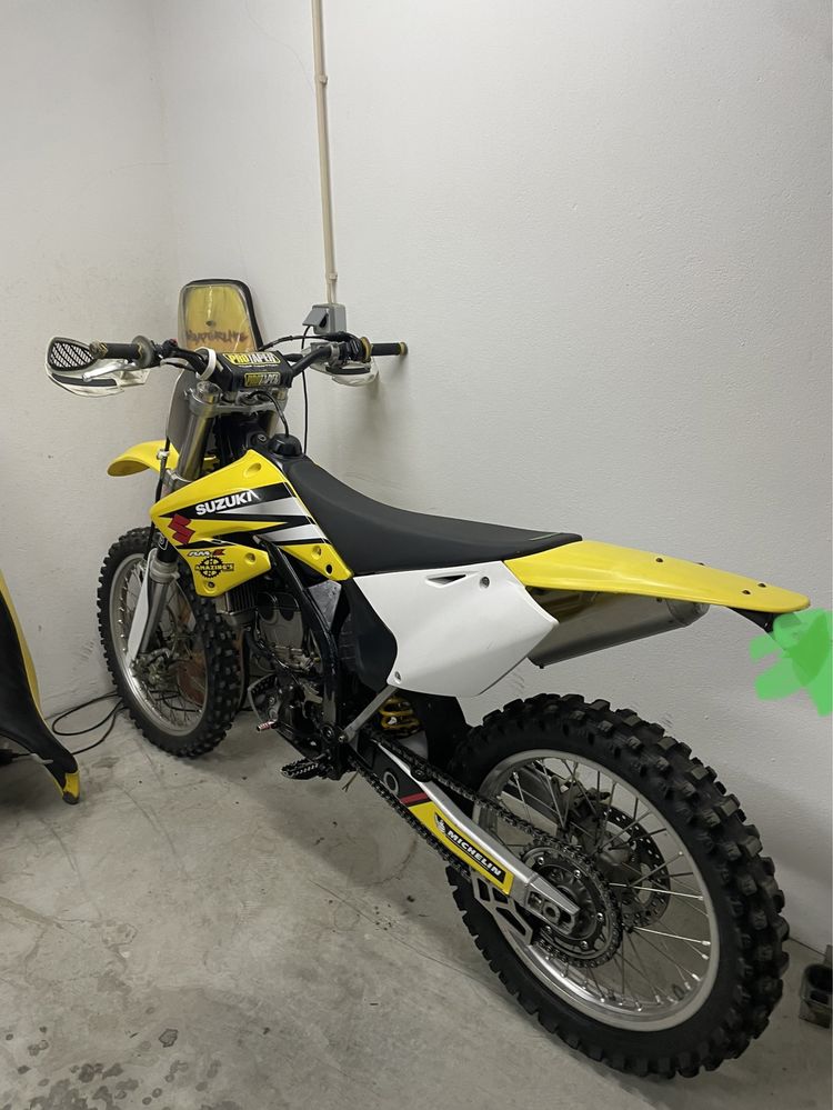 Suzuki rmz250 MATRICULADA