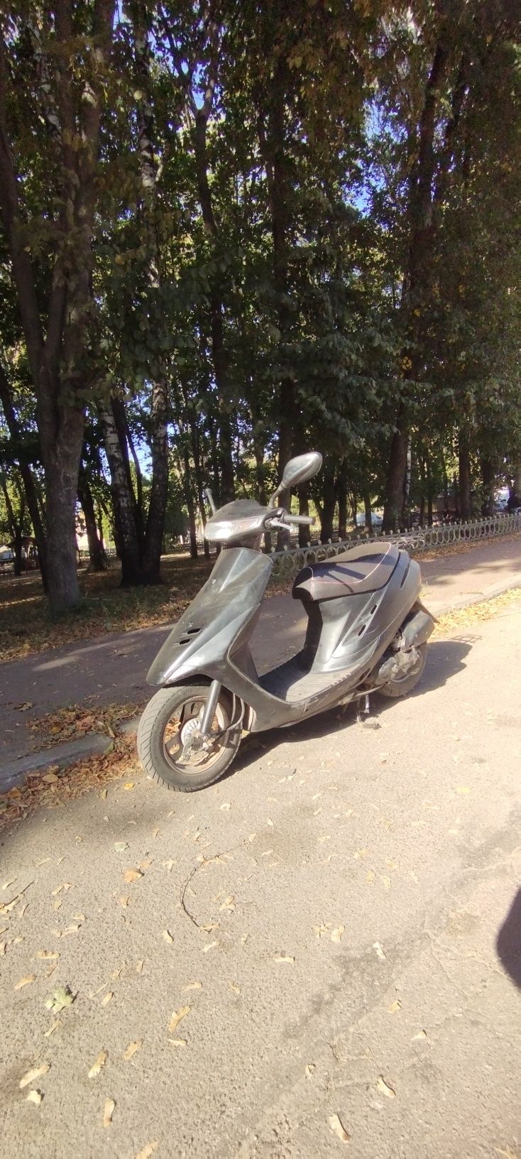 Продаю Скутер Honda dio Af27 на спорт вариатора