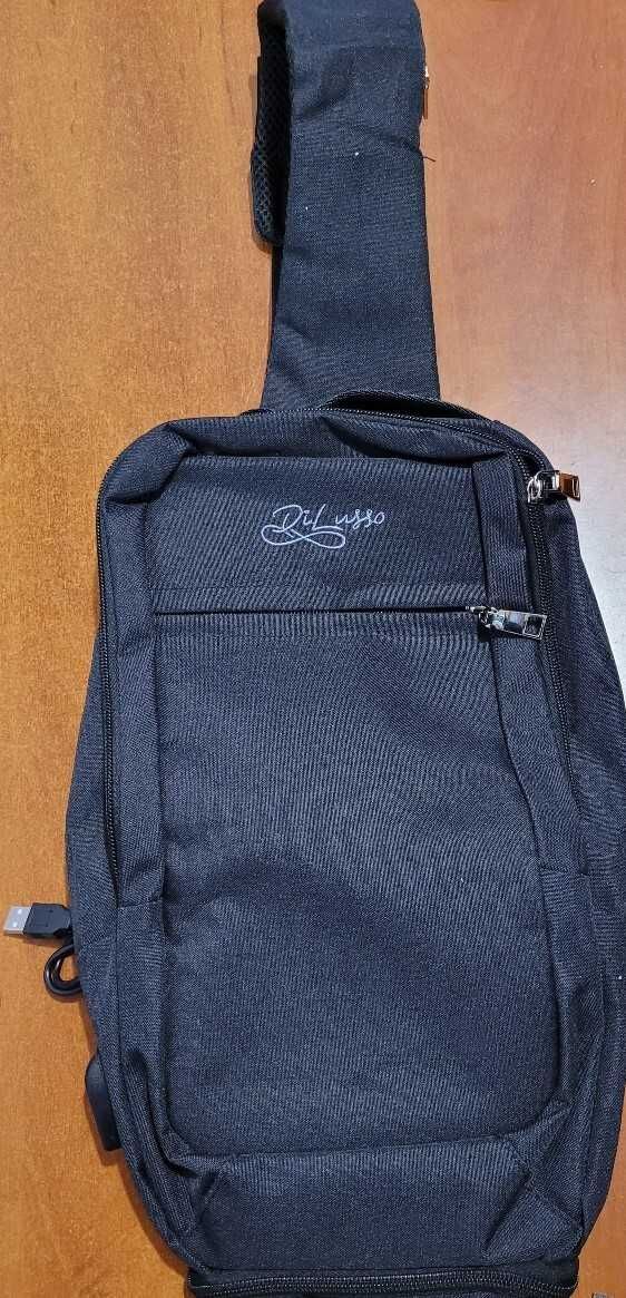 Nowy plecak na jedno ramie / torba / Di Lusso / usb / 449
