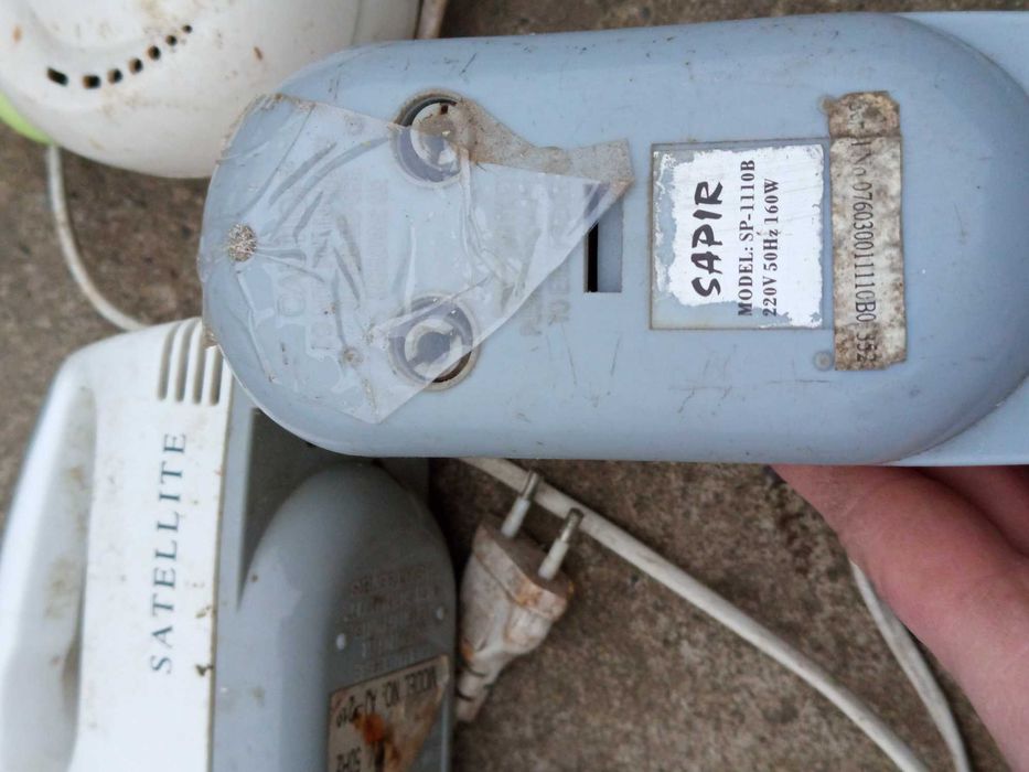 Міксери під відновлення або запчастини.