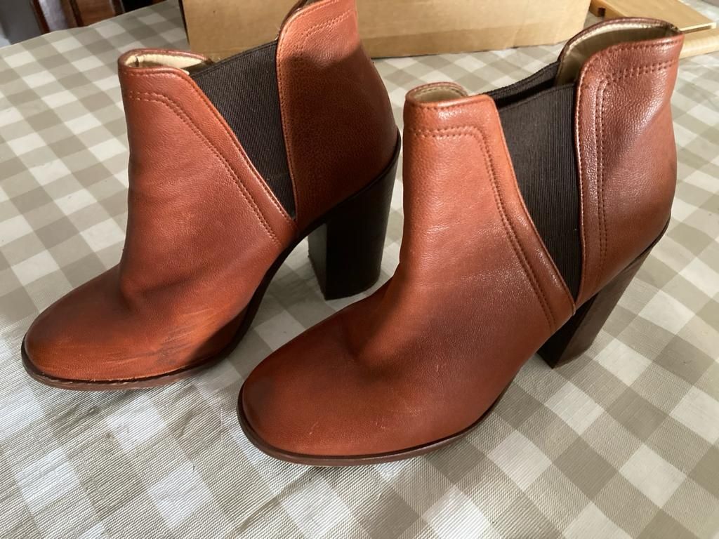 Botins em pele Zara 36