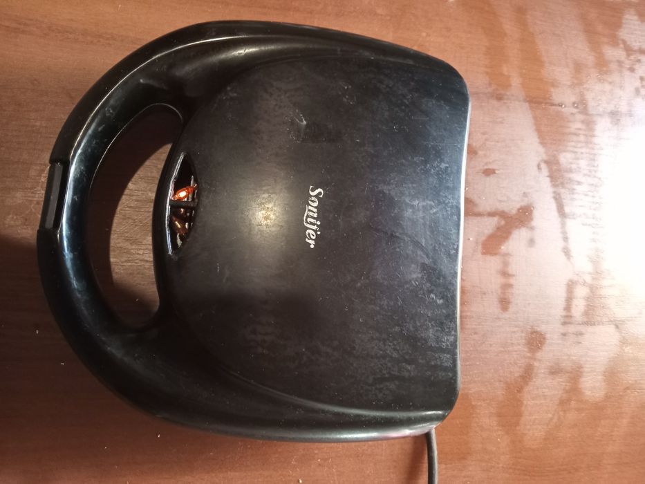 Продам Бутербродницу