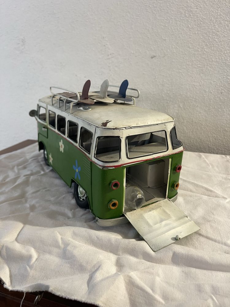 Combi VW Metalica Decorativa
