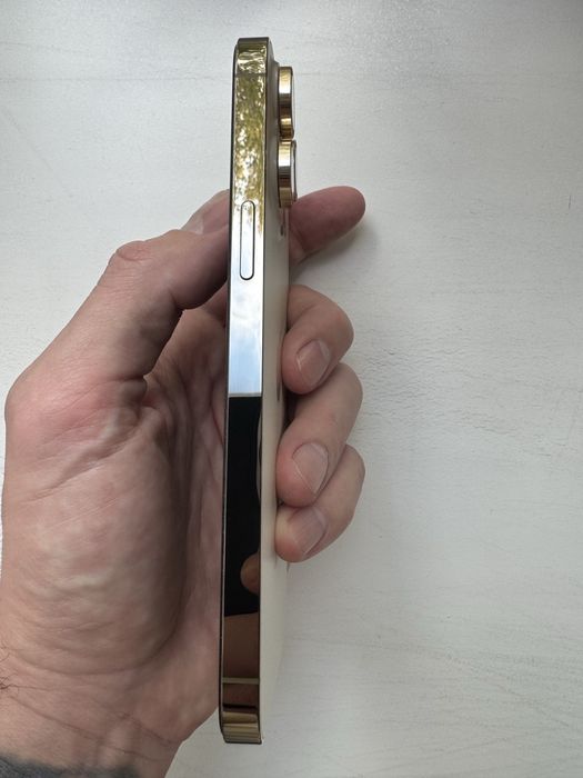 IPhone 14 Pro Max Gold
