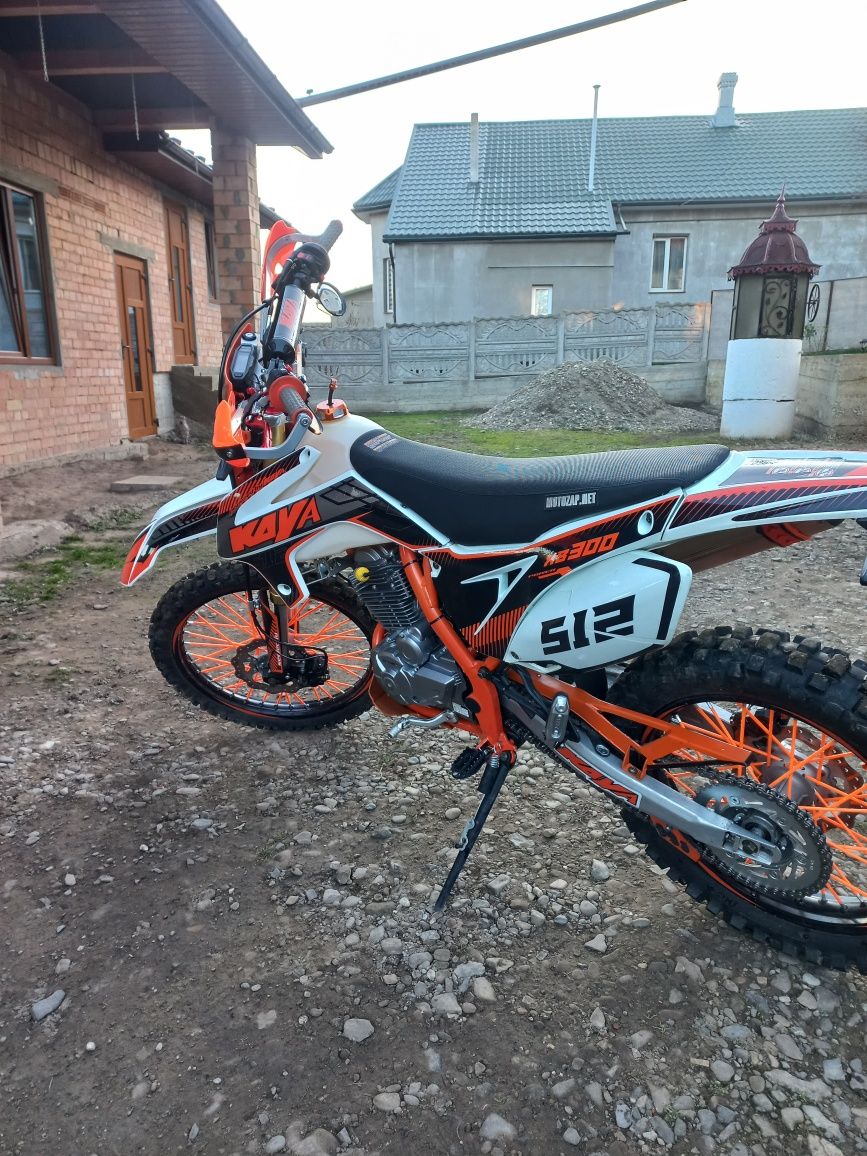Мотоцикол 300см3